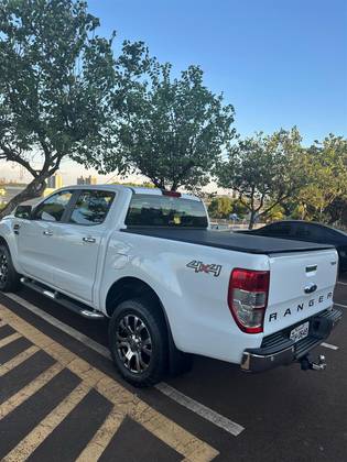 FORD RANGER 3.2 XLT 4X4 CD 20V DIESEL 4P AUTOMÁTICO